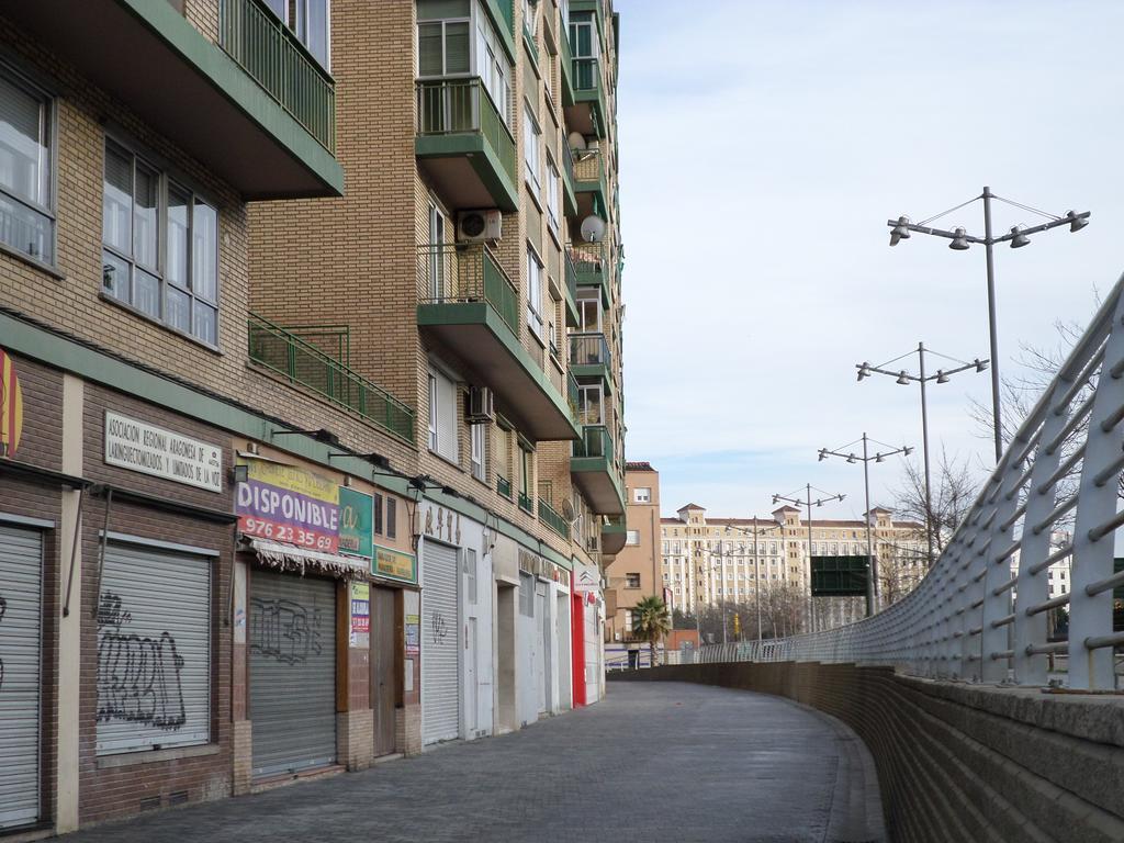 Pension Lacasta Saragossa Exterior foto